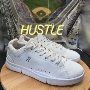 On Running The Roger Advantage Women’s Sneakers White Tennis Shoes Size 10 Women